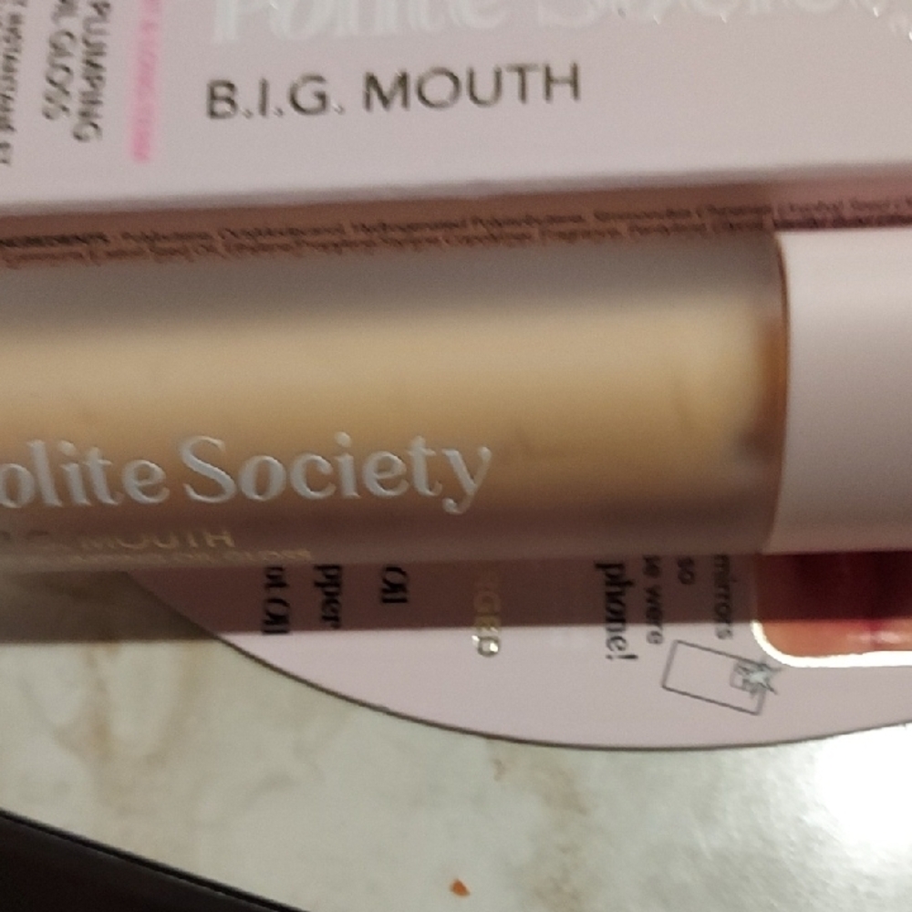 🩷💄Big Mouth Lip Plumping Oil Gloss - Pink BNIB - Picture 4 of 6